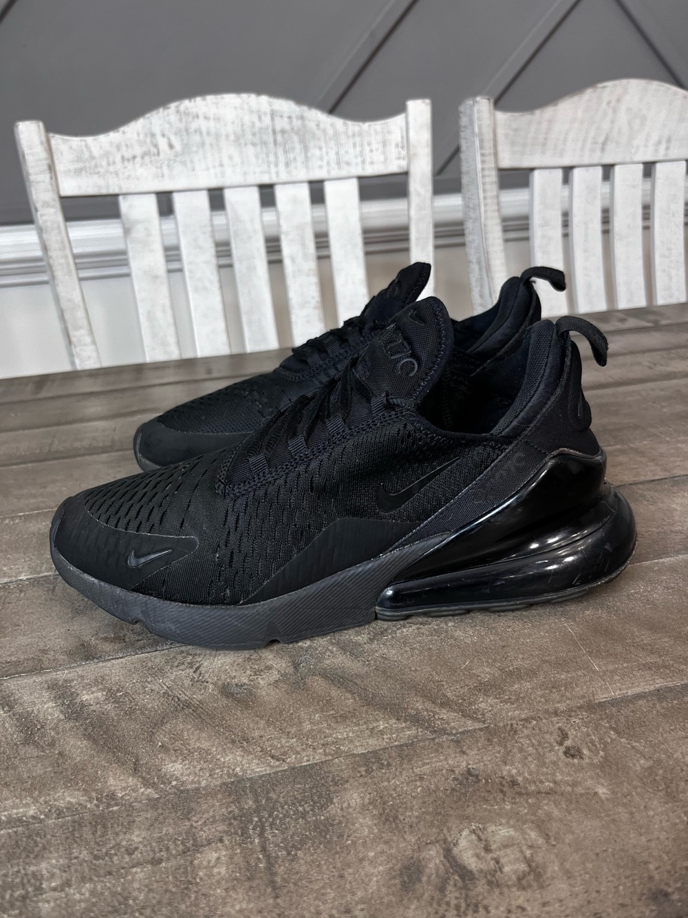 Nike Air Max 270 Triple Black Womens Sz 11